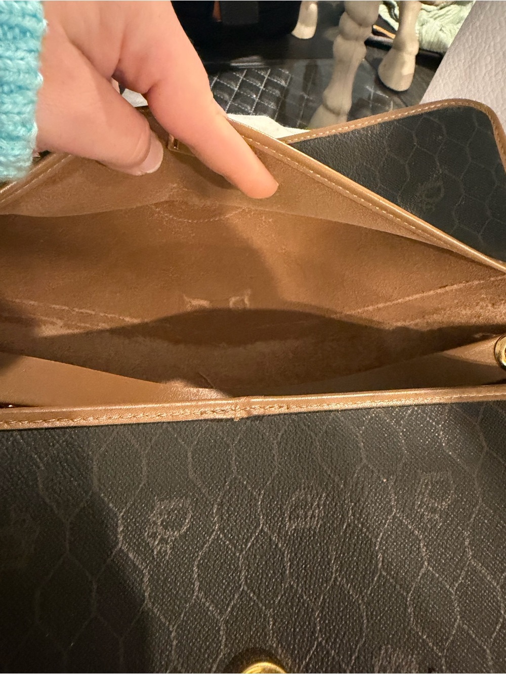 Christian Dior Honeycomb Chain Shoulder Bag - Picture 10 of 17